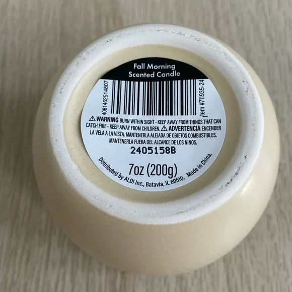 Fall morning Scented Candle • High Intensity • 7 oz - Picture 4 of 6